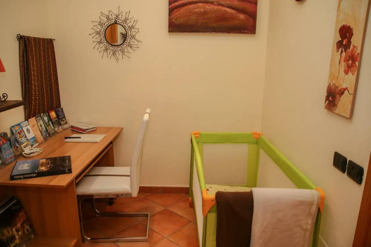 Ca Del Tasso Apartment Rivoli Veronese 0*,